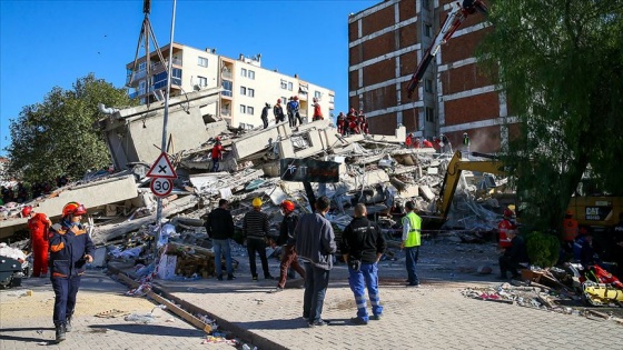 MHP'li belediyeler afet bölgesine yardım için harekete geçti