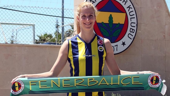 Mia Jerkov Fenerbahçe'de