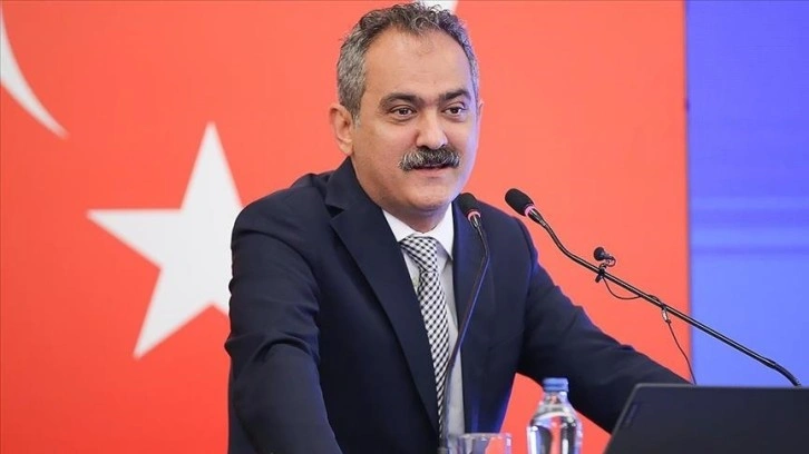 Milli Eğitim Bakanı Özer'den 23 Nisan Ulusal Egemenlik ve Çocuk Bayramı mesajı