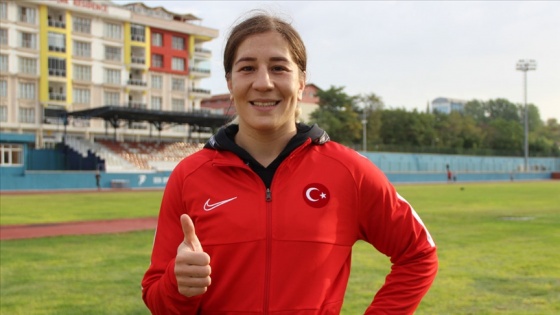 Milli güreşçi Yasemin Adar, Tokyo Olimpiyatları Dünya Elemeleri'nde yarı finale yükseldi