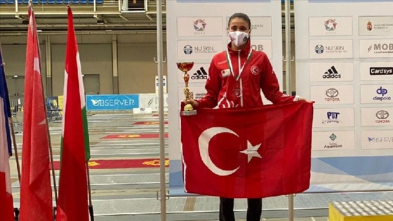 Milli pentatlet İlke Özyüksel, Laser Run&#039;da dünya rekoru kırdı