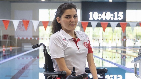 Milli yüzücü Elif İldem, S1 kategorisinde 21 yıllık paralimpik rekorunu kırdı