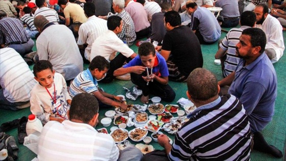 Mısır'da artık hayal olan iftar çadırları