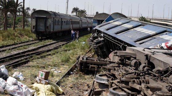 Mısır'da tren kazası: 36 ölü