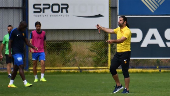 MKE Ankaragücü İbrahim Üzülmez'le ilk antrenmanını yaptı