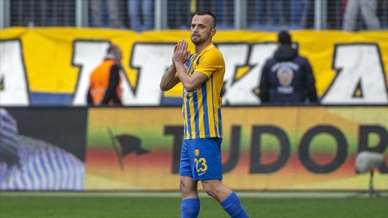 MKE Ankaragücü, İlhan Parlak ile yollarını ayırdı