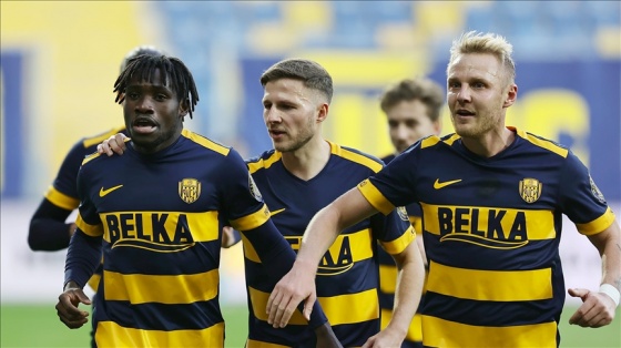 MKE Ankaragücü üç puanı 3 golle aldı