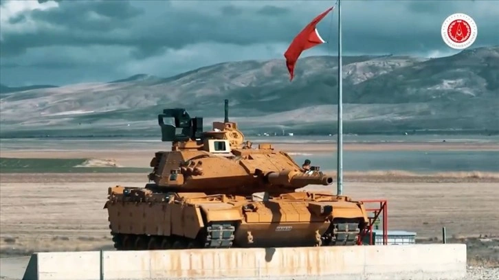 Modernizasyonu yapılan ilk parti M60T tankları Kara Kuvvetleri Komutanlığına teslim edildi