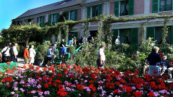 Monet’in ilham bahçesine turist akını