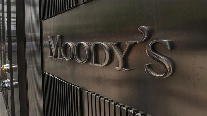 Moody's 5 İsrail bankasının notunu düşürdü