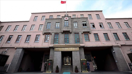 MSB: Azerbaycan ordusu Ermenistan'a cevabı cephede vermeye devam ediyor