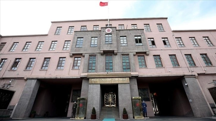 MSB: Uçaklarımızın emniyeti ve tahliyesi konusunda Rusya ve Ukrayna tarafıyla temaslarımız sürüyor