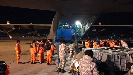 MSB ve Genelkurmayda arama kurtarma faaliyetlerine destek için kriz masası oluşturuldu