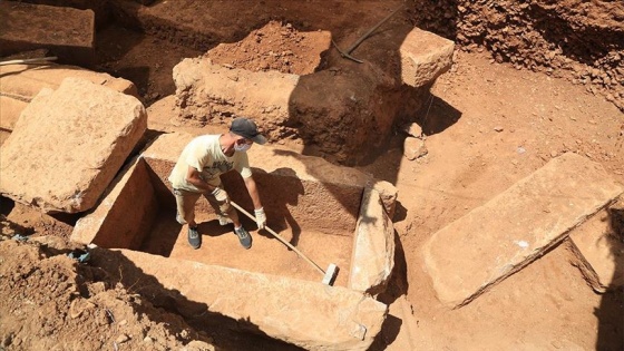 Muğla' da inşaat kazısında 2 bin 400 yıllık mezar kalıntıları bulundu