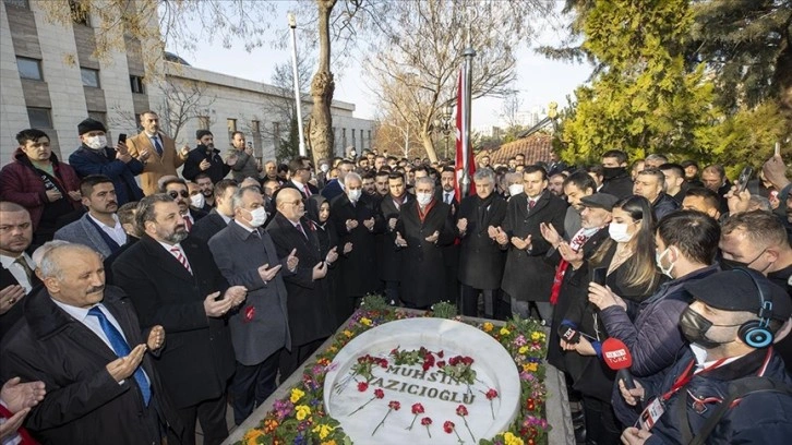 Muhsin Yazıcıoğlu kabri başında anıldı