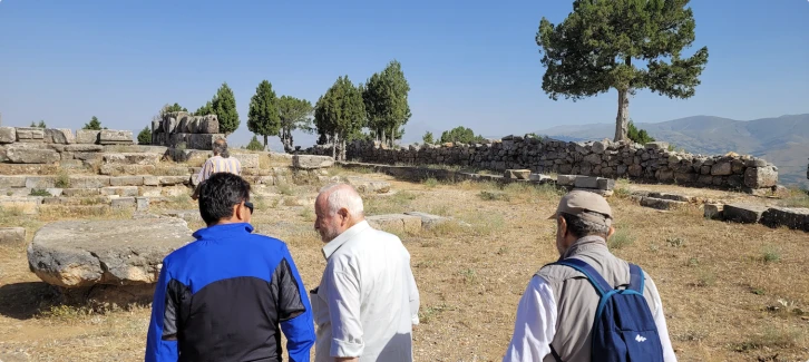 Mukaddes’e, Barış’a Yürüyüş -Ramazan Topraklı yazdı-