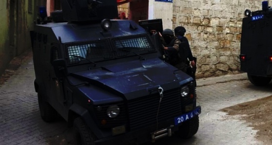 Muş'ta polise bombalı saldırı! 1 şehit