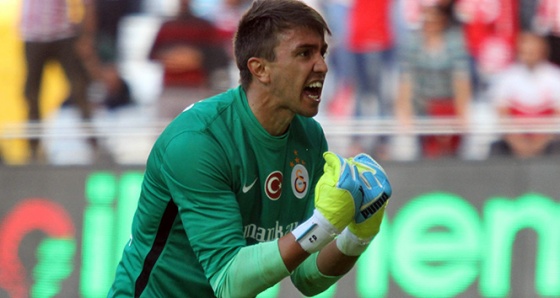 Muslera çıldırdı!