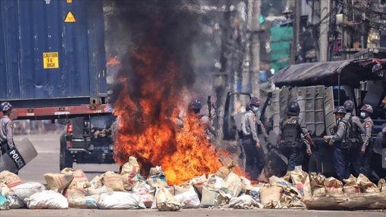 Myanmar'da ordunun protestoculara müdahalesi sonucu ölenlerin sayısı 753'e yükseldi