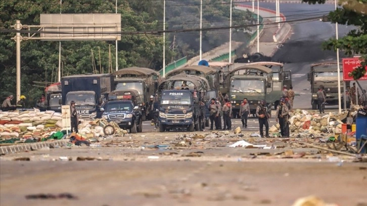 Myanmar'da darbeden bu yana siyasi mahkum sayısı 10 bini buldu