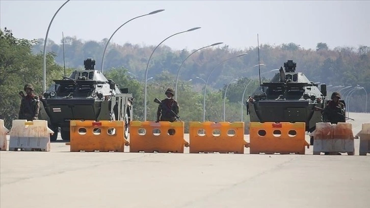 Myanmar’ın doğusunda ordu son yılların en şiddetli saldırılarını düzenliyor