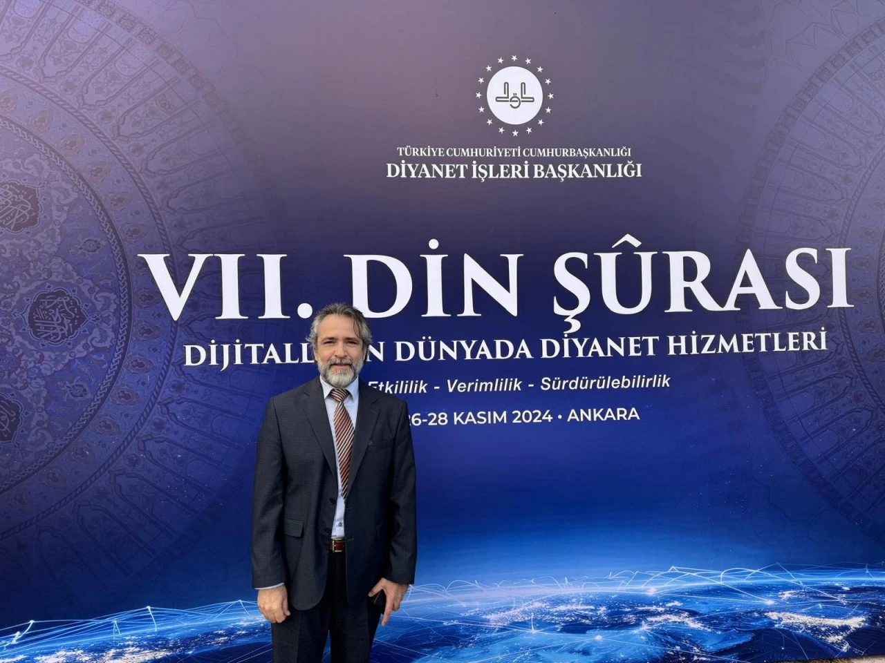 VII. Din Şûrası ve Diyanet İşleri Başkanlığı Güncesi &amp; VII. Religious Council and the Chronicle of the Presidency of Religious Affairs -Emrah Bekçi iki dilde yazdı-