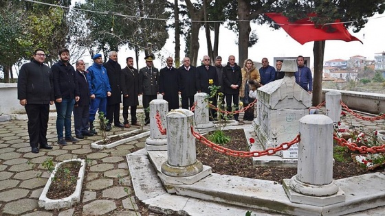 Namık Kemal kabri başında anıldı