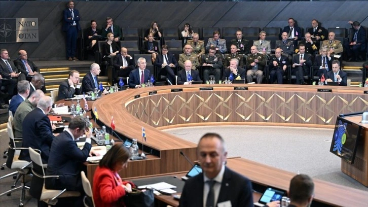 NATO Savunma Bakanları Toplantısı, ikinci gününde devam ediyor