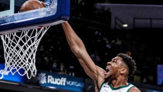 NBA'de Bucks, Antetokounmpo'nun 40 sayısıyla kazandı