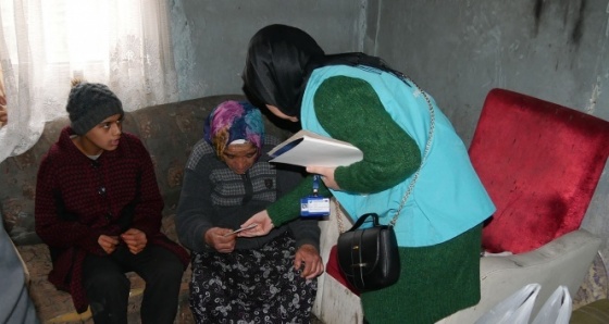 Necla teyzenin imdadına Başkan Akgün yetişti