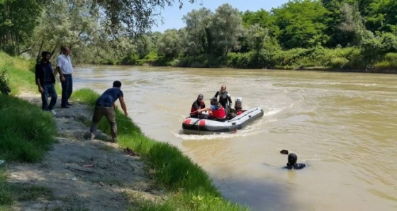 Nehre düşen 14 yaşındaki çocuk 3 gündür bulunamadı