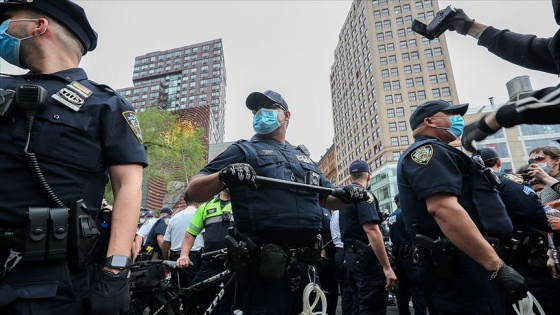 New York Polis Teşkilatına küçük yaştaki azınlık mensuplarına kötü muamele uyarısı