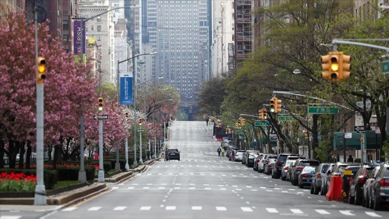 New York'ta Kovid-19 yasaklarına uymayan Yahudi okulu kapatıldı