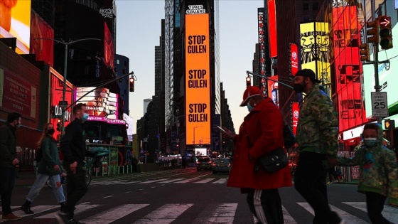 New York'un ünlü meydanında 'Gülen'i durdurun' ilanı