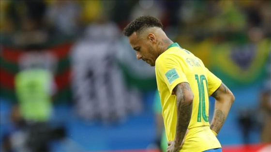 Neymar'ın kaptanlığı elinden alındı