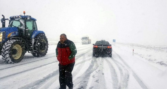 Niğde'de kar kalınlığı 10 santimetreye ulaştı