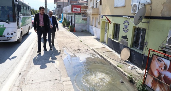 Nihat Zeybekci, denize lağım aktığını görünce şaşırdı