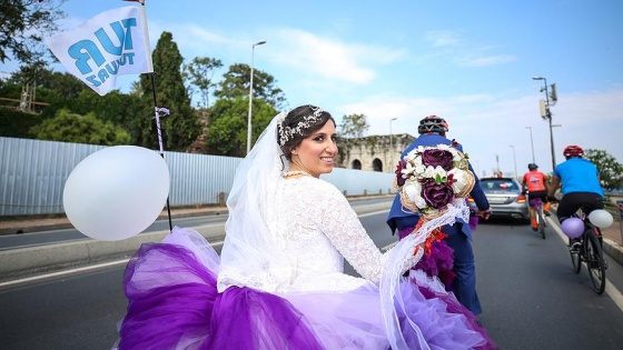 Nikaha 'bisikletten gelin arabası' ile gittiler