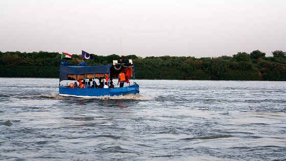 Nil Nehri'nde öğrencileri taşıyan tekne battı: 23 ölü