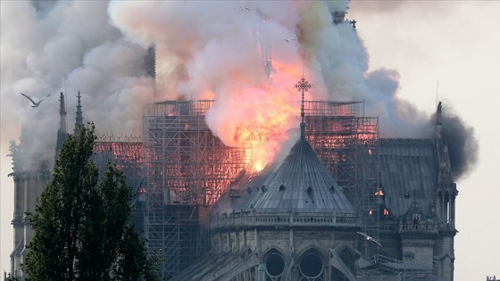 Notre Dame Katedrali dijital kopyasıyla yeniden hayat bulabilir