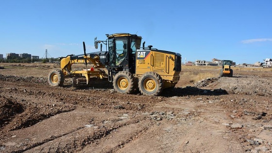 Nusaybin Belediyesi cadde ve sokaklarda yol çalışmasını hızlandırdı