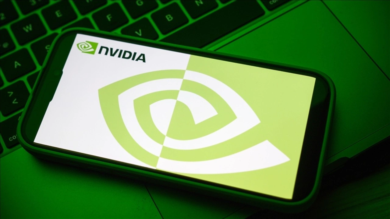 Nvidia, Apple'ı geçerek dünyanın en değerli şirketi oldu