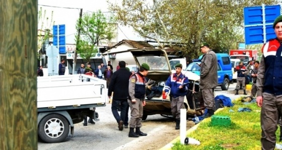 Ödemiş'te feci kaza: 3 ölü, 1 ağır yaralı