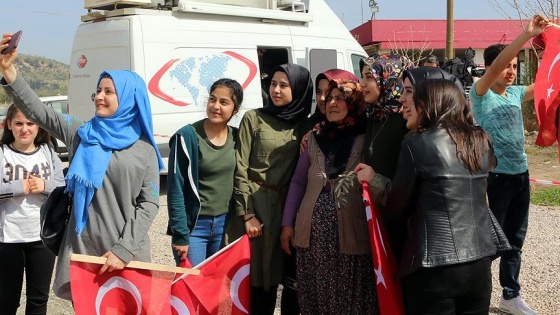 Öğrencilerden 'Yörük Teyze'ye ziyaret