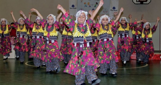 Okullar Arası Çocuk Oyunları Festivali İhlas Koleji ev sahipliğinde gerçekleştirildi