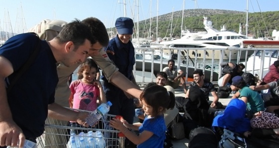 Ölüm yolculuğuna çıkan 60 göçmen yakalandı