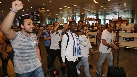 Onazi resmen Trabzonspor'da