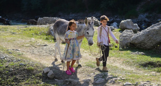 Onur Tan’dan sımsıcak bir aile filmi: Bal Kaymak