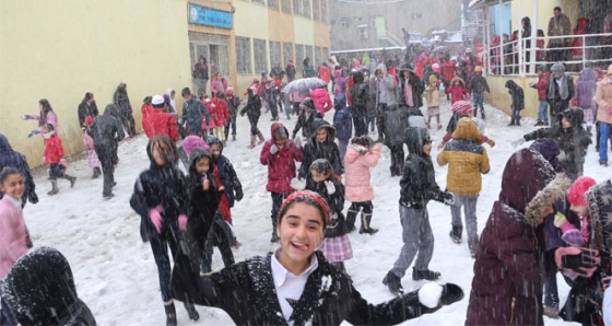 Ordu'nun 16 ilçesinde eğitime kar engeli | Ordu'da 10 Ocak okullar tatil mi?