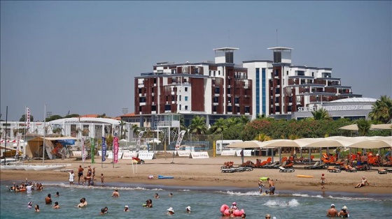 'Otel doluluğu 2015'i yakaladı, gelir kaybı sürüyor'